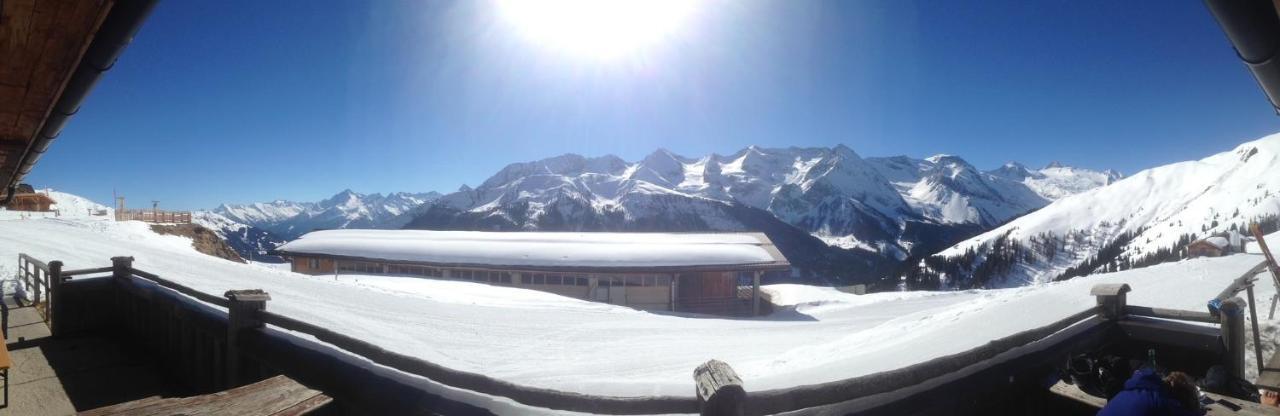Tux Mountain Apart Екстер'єр фото